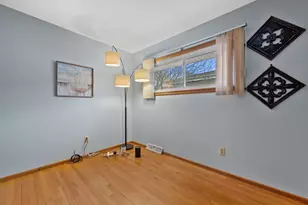 5826 Sugarbush Ln, Greendale, WI 53129 - Photo 22