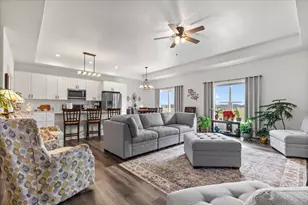 510 N Helena St, Campbellsport, WI 53010 - Photo 4