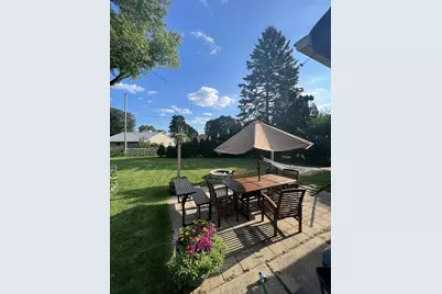 9825 W Concordia Ave, Milwaukee, WI 53222 - Photo 6