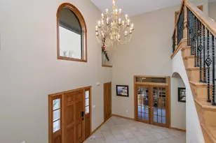 18840 Saratoga Ct, Brookfield, WI 53045 - Photo 10