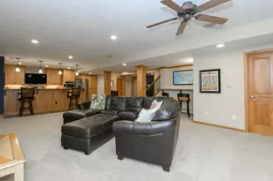 18840 Saratoga Ct, Brookfield, WI 53045 - Photo 6