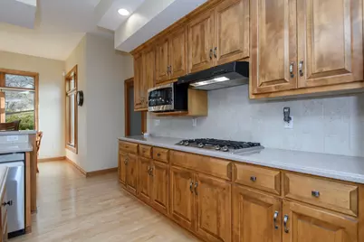 18840  Saratoga Ct, Brookfield, WI 53045 - Photo 14