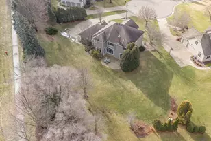 18840 Saratoga Ct, Brookfield, WI 53045 - Photo 8