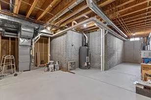 W243N2743 Creekside Dr, Pewaukee, WI 53072 - Photo 56