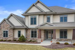 W243N2743 Creekside Dr, Pewaukee, WI 53072 - Photo 58