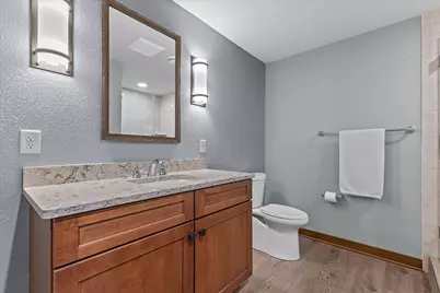 W243N2743  Creekside Dr, Pewaukee, WI 53072 - Photo 54