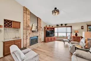 7900 W Drexel Ave, Franklin, WI 53132 - Photo 6