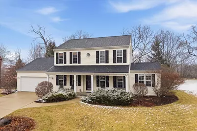 944  Ridgeway Cir, Fredonia, WI 53021 - Photo 1