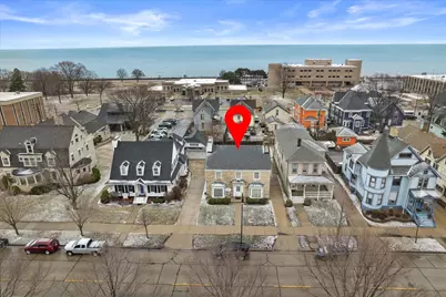 917  Main St, Racine, WI 53403 - Photo 4