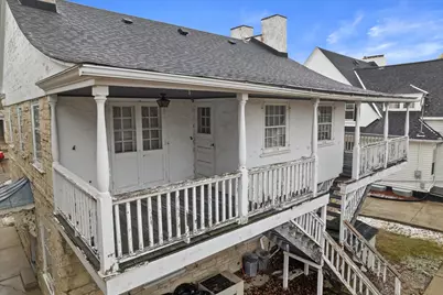 917  Main St, Racine, WI 53403 - Photo 16