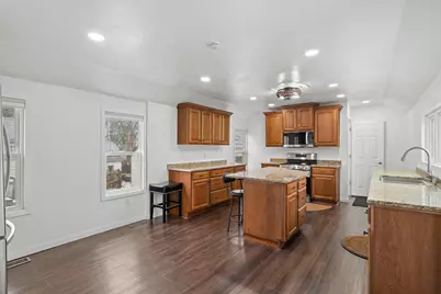 1610  Liberty St, Racine, WI 53404 - Photo 16