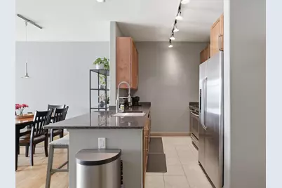 1550 E Royall Pl #502, Milwaukee, WI 53202 - Photo 10