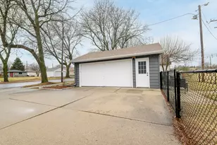 4157 S 20th St, Milwaukee, WI 53221 - Photo 42