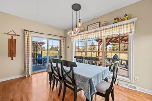 W292N3296 Summerhill Rd, Delafield, WI 53072 - Photo 18