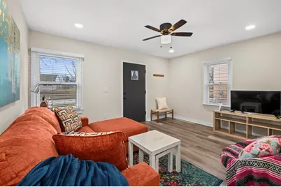 3423 S 1st Pl, Milwaukee, WI 53207 - Photo 6