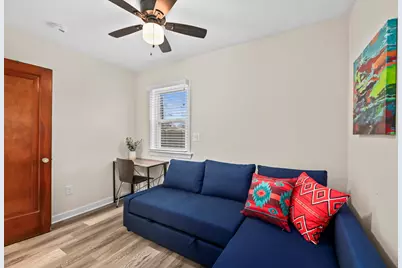 3423 S 1st Pl, Milwaukee, WI 53207 - Photo 18