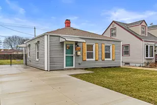 3423 S 1st Pl, Milwaukee, WI 53207 - Photo 2