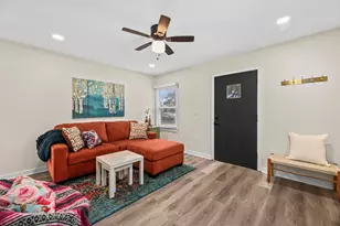 3423 S 1st Pl, Milwaukee, WI 53207 - Photo 4