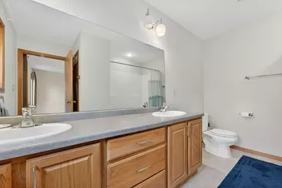 8910 S River Edge Dr, Oak Creek, WI 53154 - Photo 14