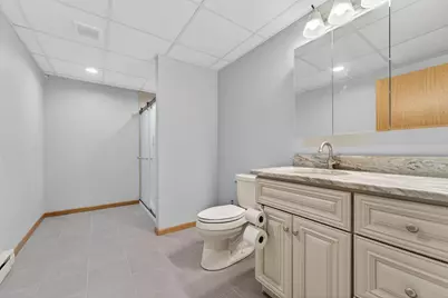 8910 S River Edge Dr, Oak Creek, WI 53154 - Photo 20