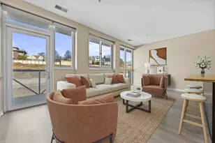 1902 N Commerce St, Milwaukee, WI 53212 - Photo 4