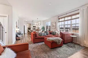 1331 Bluestem Trl, Oconomowoc, WI 53066 - Photo 12