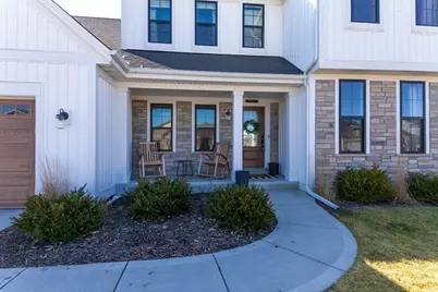1331  Bluestem Trl, Oconomowoc, WI 53066 - Photo 2