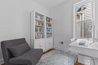 1850 N Arlington Pl, Milwaukee, WI 53202 - Photo 16