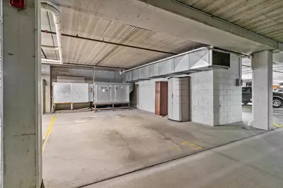 1275  Shadowood Cir #105, West Bend, WI 53095 - Photo 16