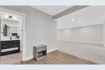 525  Maple St, Lake Geneva, WI 53147 - Photo 58