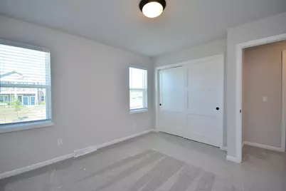 704  Winterberry Dr, Waukesha, WI 53188 - Photo 20
