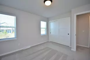 704 Winterberry Dr, Waukesha, WI 53188 - Photo 20