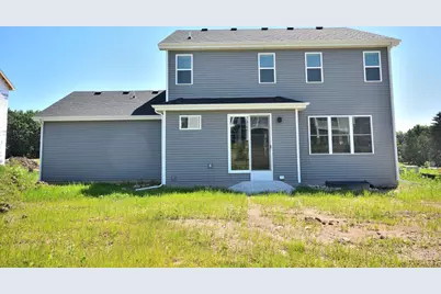 704  Winterberry Dr, Waukesha, WI 53188 - Photo 2