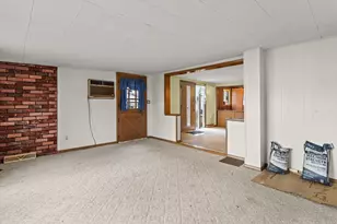 W6709 Lake Shore Circle, Sugar Creek, WI 53121 - Photo 16