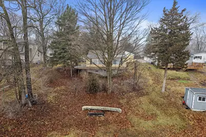 W6709  Lake Shore Circle Cir, Sugar Creek, WI 53121 - Photo 26