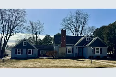 1925  Park Ave, New Holstein, WI 53061 - Photo 1