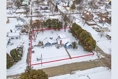 1925  Park Ave, New Holstein, WI 53061 - Photo 40