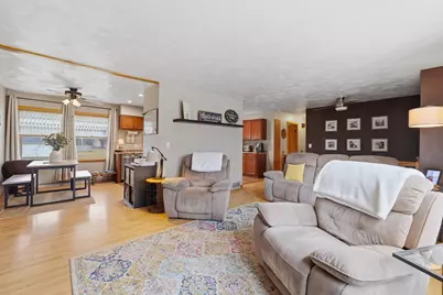 626  Vine St, Fond du Lac, WI 54935 - Photo 2