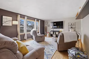 626 Vine St, Fond du Lac, WI 54935 - Photo 4