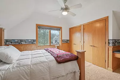 221  Crystal Dr, Hartland, WI 53029 - Photo 40