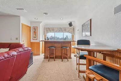 221  Crystal Dr, Hartland, WI 53029 - Photo 36