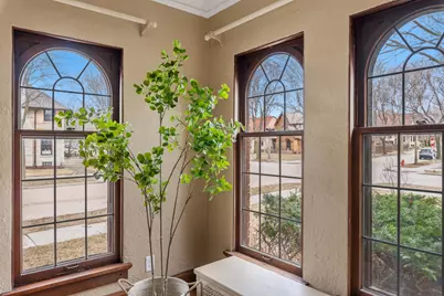 4685 N Woodburn St, Whitefish Bay, WI 53211 - Photo 8