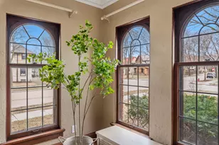 4685 N Woodburn St, Whitefish Bay, WI 53211 - Photo 8