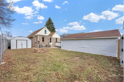 1729  Madison Ave, South Milwaukee, WI 53172 - Photo 20