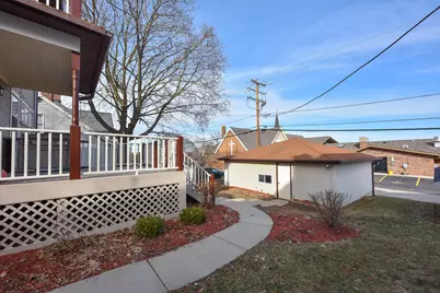 139 N 8th Ave, West Bend, WI 53095 - Photo 24