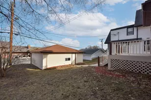 139 N 8th Ave, West Bend, WI 53095 - Photo 22