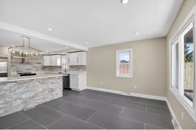 4414  17th St, Racine, WI 53405 - Photo 4