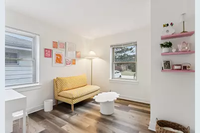 6463 N Garden Grove Ln, Glendale, WI 53209 - Photo 16