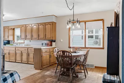 2140  Denton St, La Crosse, WI 54601 - Photo 6