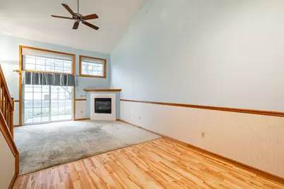 2412  Fox River Pkwy #G, Waukesha, WI 53189 - Photo 8